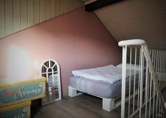 Ferienhaus Eifelschaetzchen Am Kronenburger See